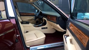 Jaguar Daimler XJ40